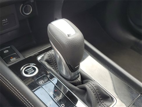 Used 2024 Nissan Kicks SV image 28