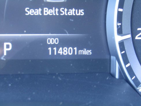 Used 2021 Toyota Highlander XLE image 23