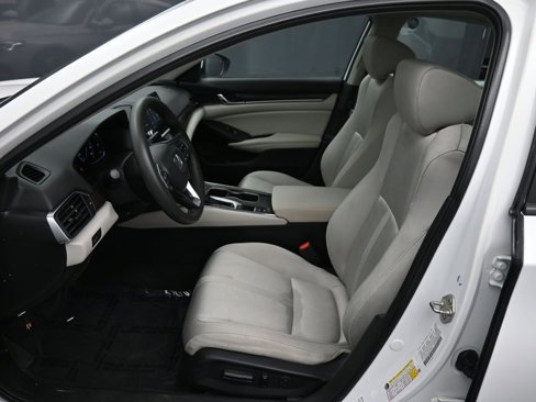 Certified 2019 Honda Accord EX image 19