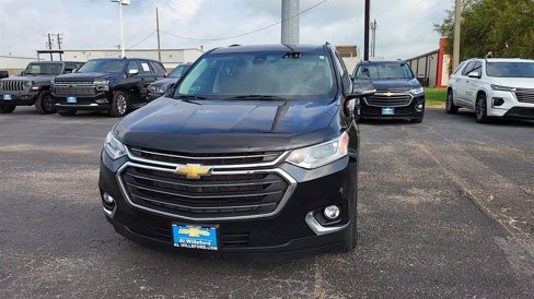 Used 2020 Chevrolet Traverse LT image 3