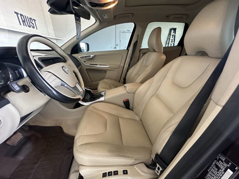 Used 2015 Volvo XC60 T6 image 20