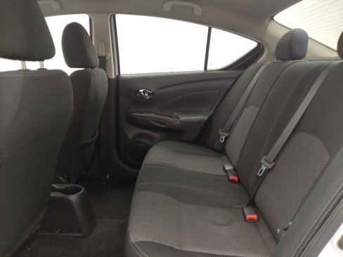 Used 2019 Nissan Versa SV image 18