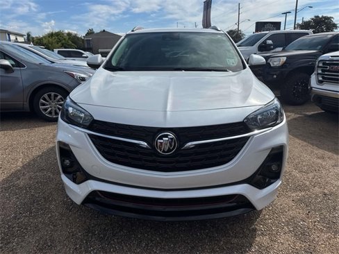 Used 2022 Buick Encore GX Select w/ Sport Touring Package image 2