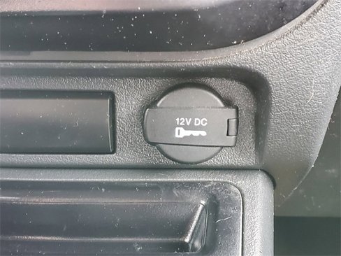 Used 2016 Jeep Compass Sport w/ Power Value Group image 18