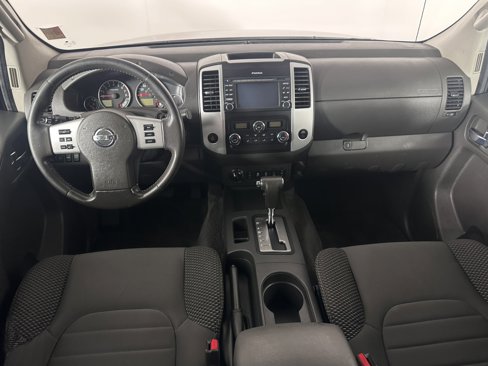 Used 2015 Nissan Frontier PRO-4X image 17