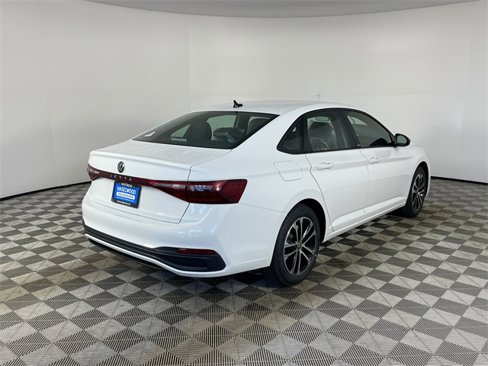 New 2025 Volkswagen Jetta Sport image 6