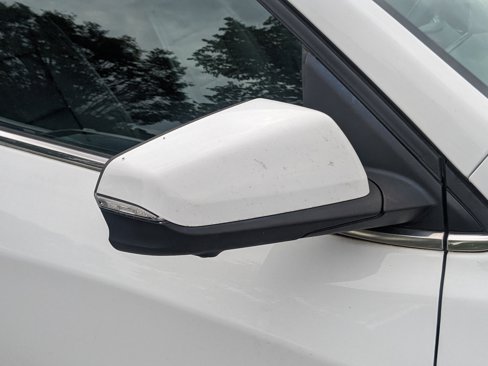 Used 2022 Chevrolet Equinox Premier image 12