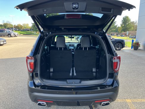 Used 2017 Ford Explorer Sport w/ Equipment Group 401A image 17