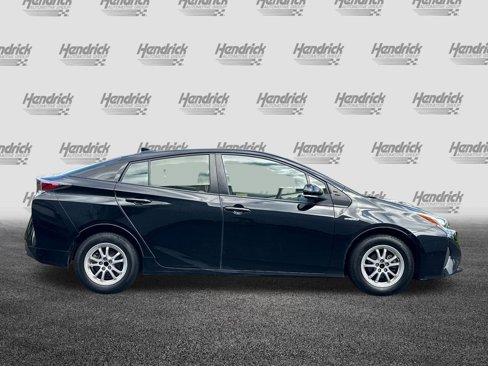 Used 2018 Toyota Prius One image 3