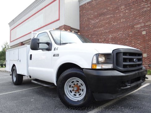 Used 2004 Ford F350 2WD Regular Cab Super Duty image 2