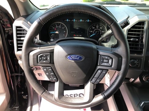 Used 2018 Ford F150 XLT w/ Equipment Group 302A Luxury image 17
