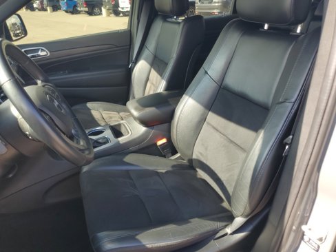 Used 2021 Jeep Grand Cherokee Laredo X image 29