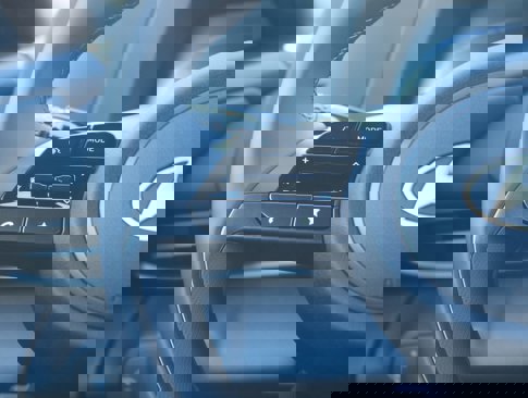 New 2025 Hyundai Elantra Sport image 18