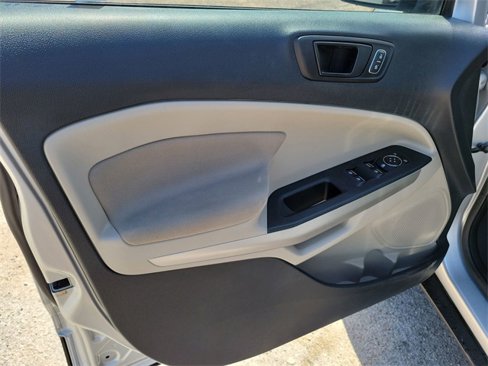 Used 2021 Ford EcoSport S image 20