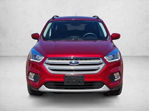 Used 2018 Ford Escape SEL image 2