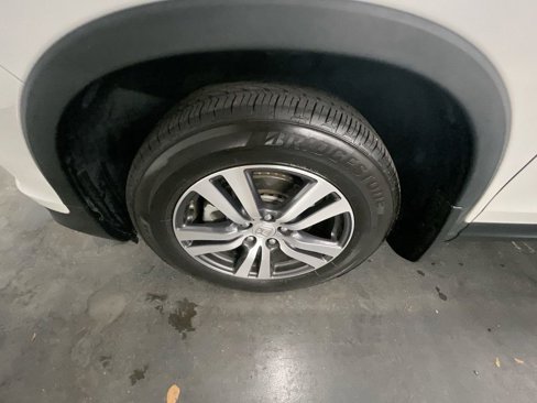 Used 2018 Honda Pilot EX image 31