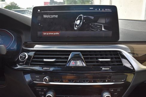 Used 2023 BMW 530i xDrive w/ Premium Package image 18