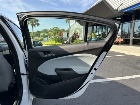 Used 2019 Chevrolet Cruze LS image 41
