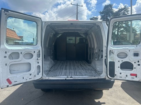 Used 2014 Ford E-150 and Econoline 150 w/ Power Group image 4