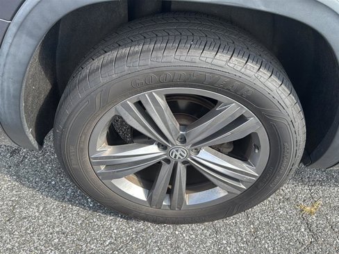 Used 2019 Volkswagen Atlas SEL R-Line image 13