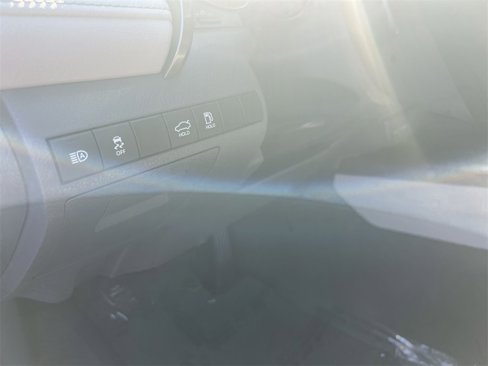 Used 2023 Toyota Camry SE w/ Audio Upgrade Package image 16