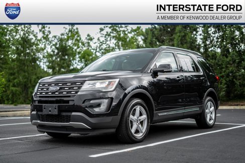 Used 2017 Ford Explorer XLT w/ Equipment Group 202A image 1
