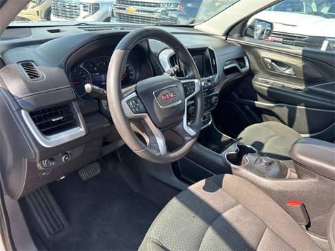 Used 2022 GMC Terrain SLE image 22