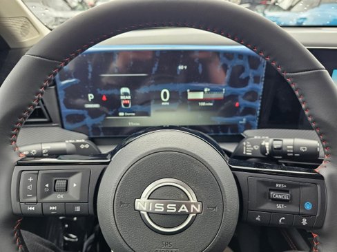 New 2025 Nissan Kicks SR w/ SR Premium Package image 28