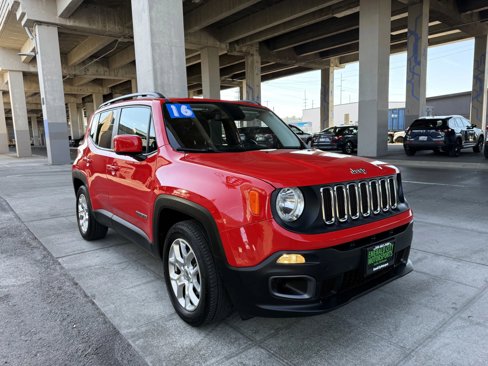 Used 2016 Jeep Renegade Latitude w/ Popular Equipment Group image 3
