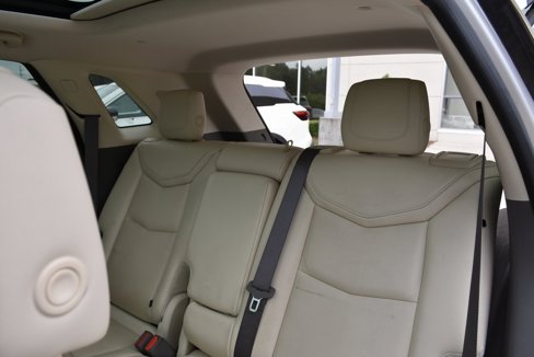 Used 2018 Cadillac XT5 Premium Luxury image 28