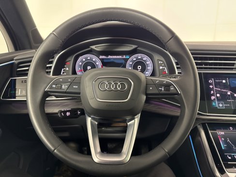 Used 2021 Audi Q7 3.0T Prestige image 33