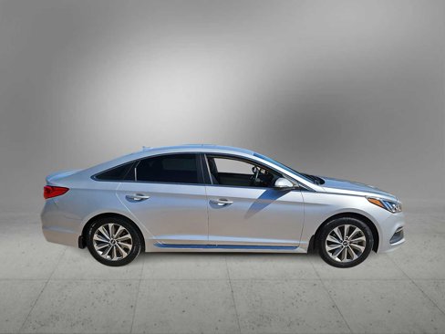 Used 2017 Hyundai Sonata Sport image 9