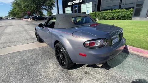 Used 2008 MAZDA MX-5 Miata Touring image 25