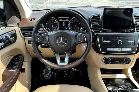 Used 2018 Mercedes-Benz GLE 350 4MATIC image 5