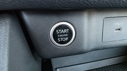 Used 2023 Nissan Rogue SV image 35