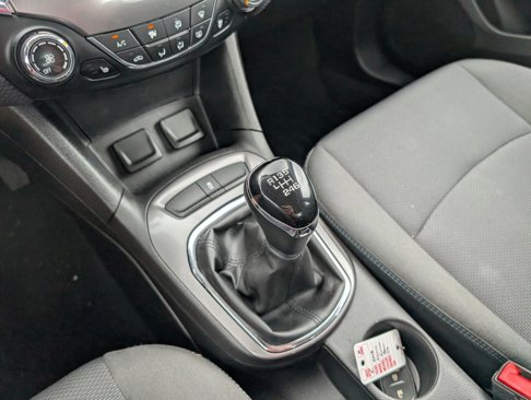 Used 2018 Chevrolet Cruze LT image 19