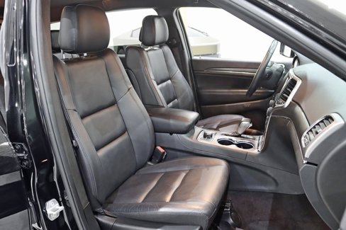 Used 2018 Jeep Grand Cherokee Limited image 25