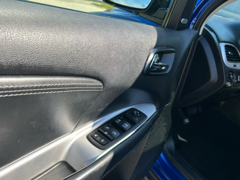 Used 2015 Dodge Journey Limited w/ Sun/Sound & Wheel Group image 12