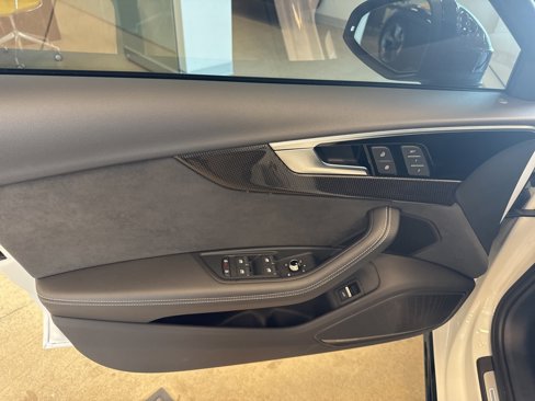 Used 2023 Audi S4 Premium Plus w/ Premium Plus Package image 8