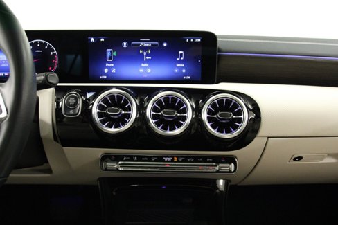 Certified 2024 Mercedes-Benz CLA 250 4MATIC image 15