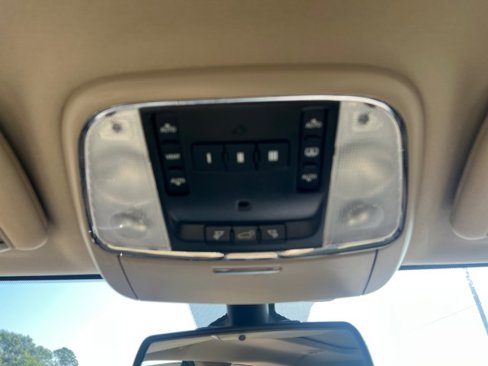 Used 2016 Jeep Grand Cherokee Overland image 20