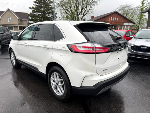 Used 2022 Ford Edge SEL w/ Convenience Package image 3
