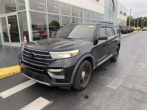 Used 2020 Ford Explorer XLT w/ Equipment Group 202A image 4