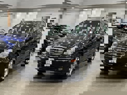 Used 2002 Mercedes-Benz C 320 Wagon image 1