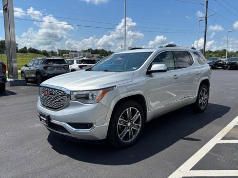 Used 2017 GMC Acadia Denali w/ Technology Package image 11