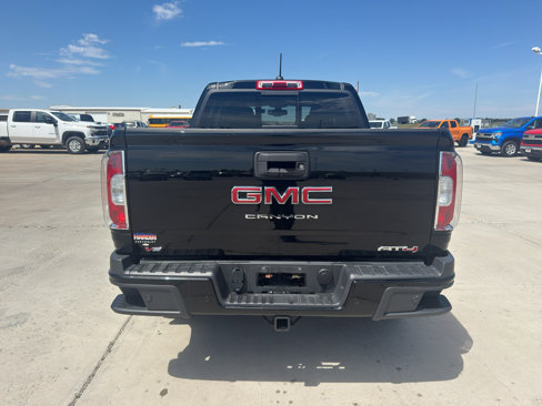 Used 2022 GMC Canyon AT4 image 5