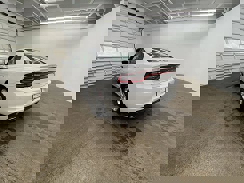Used 2023 Dodge Charger SXT image 4