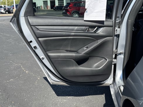 Used 2019 Honda Accord Sport image 19