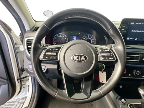 Used 2021 Kia Seltos S image 17