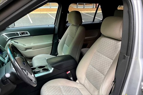 Used 2013 Ford Explorer XLT image 7